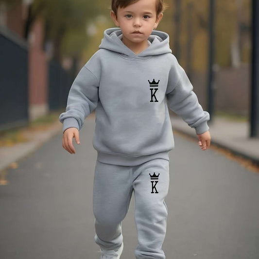 Boys' king logo print casual sports hoodie and pants set in gray, perfect for autumn and winter.