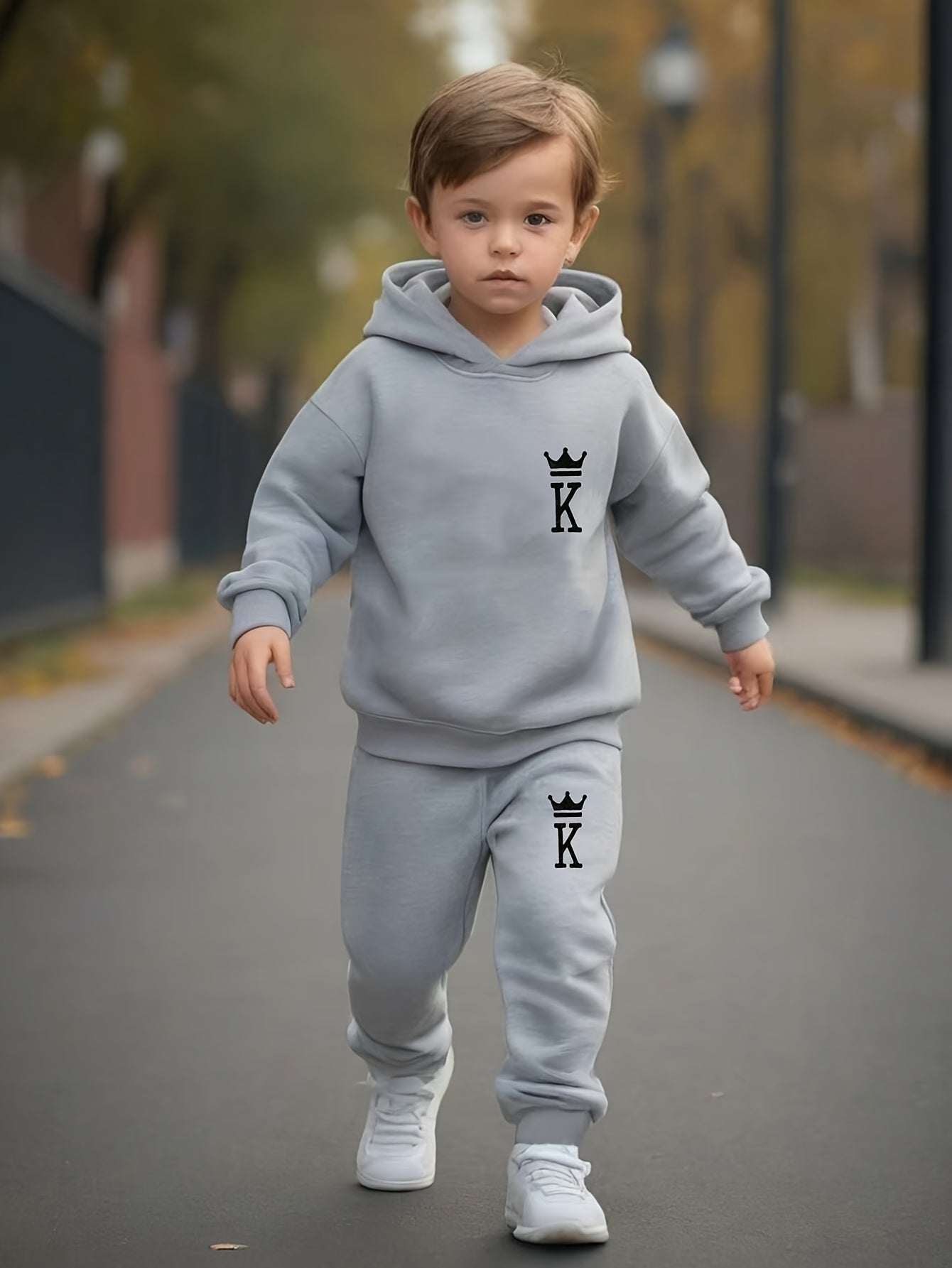 Boys' King logo print casual sports hoodie and pants set, grey, 2-piece for autumn and winter.