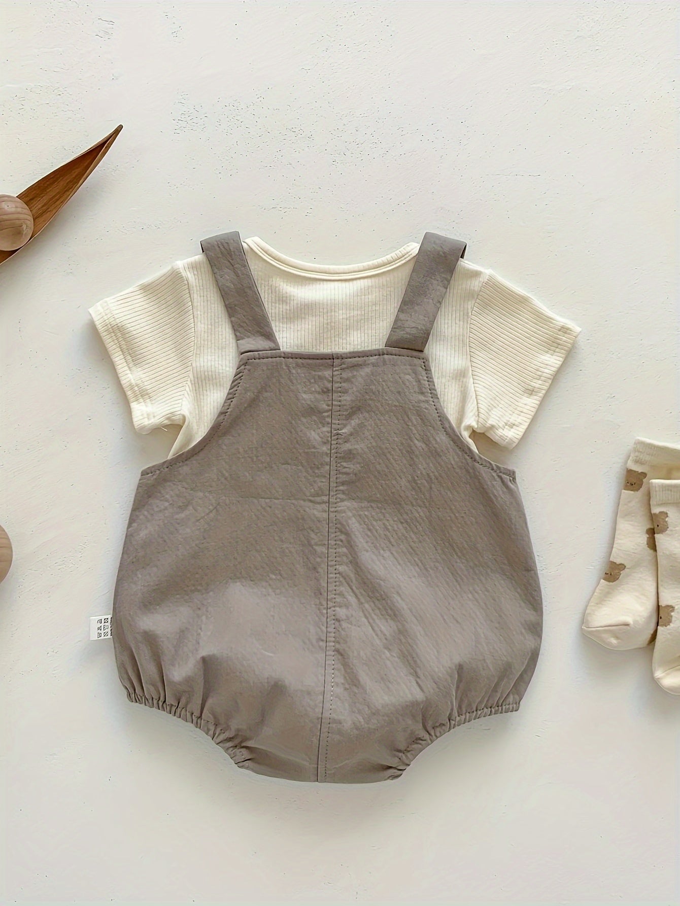 Dan's Strictly Selected!!! New Summer Korean Style Short Sleeve Diaper Cover for Youngsters Boys, perfect for outdoor fun.