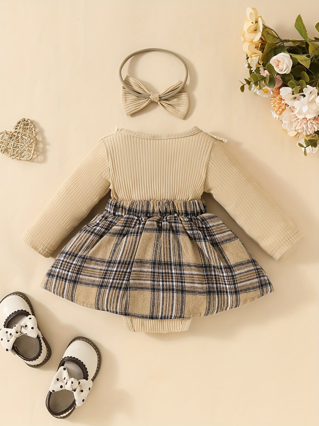 Chic Girls' Plaid Dress With Bow & Lace Detail For Autumn - BabyHaven