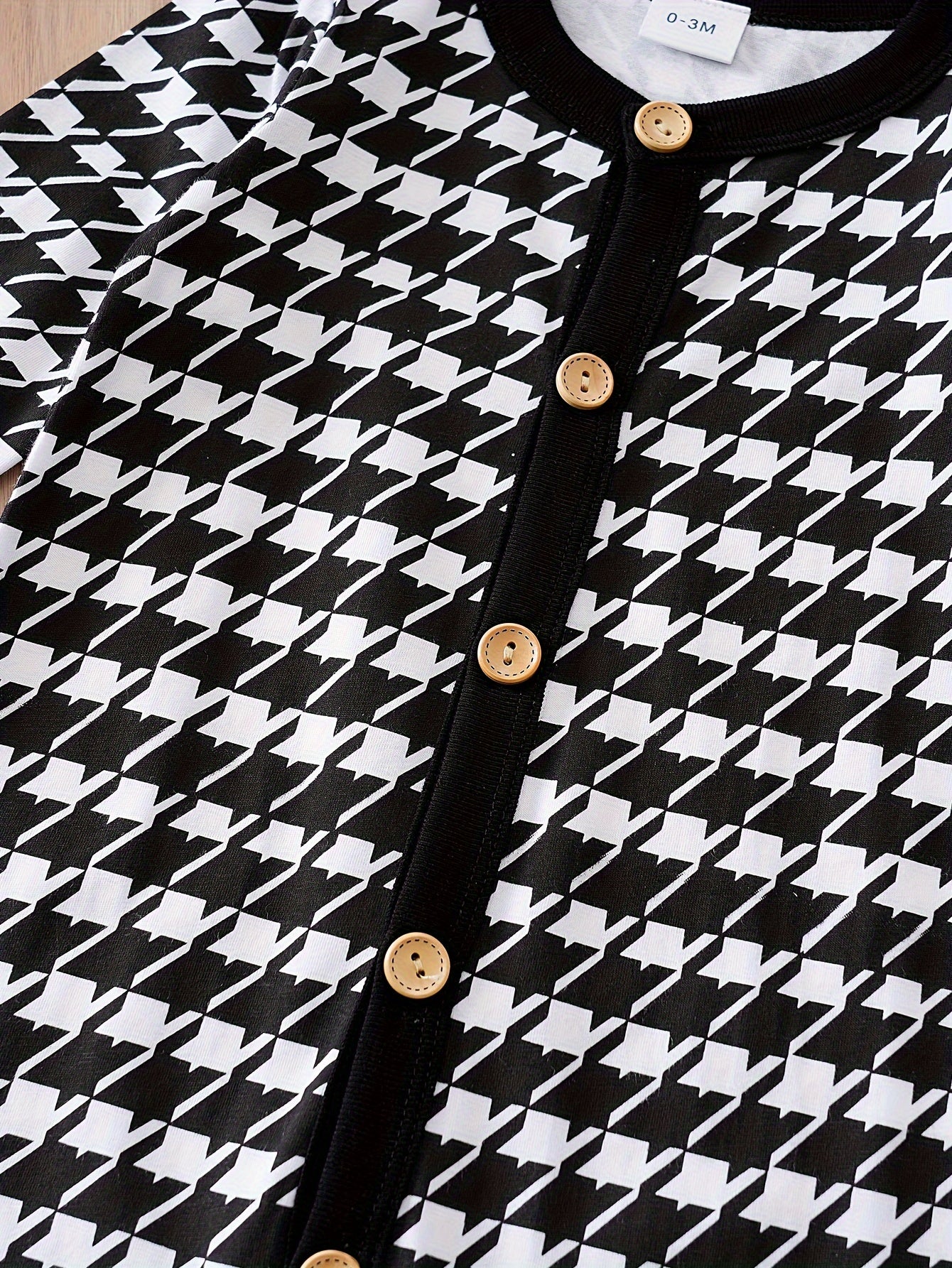 Chic Houndstooth Romper for Effortless Stylish Comfort - BabyHaven