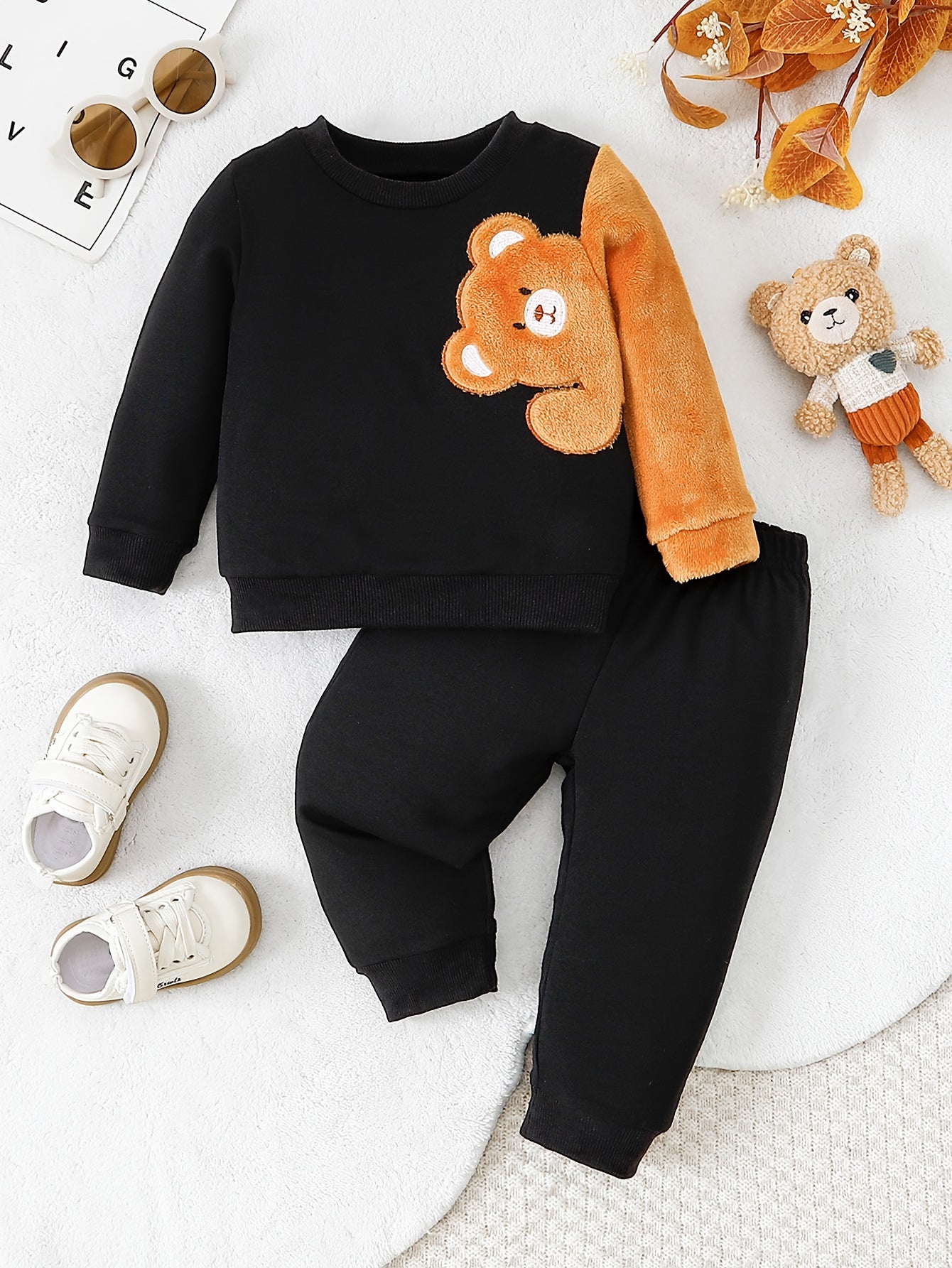 Cozy Embroidered Bear Sweatshirt & Joggers Set for Kids - BabyHaven