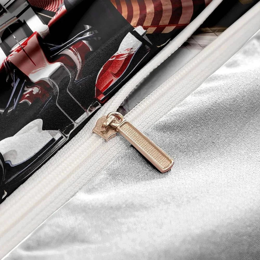 Vincent car cover set, closeup of zipper detail on polyester material.