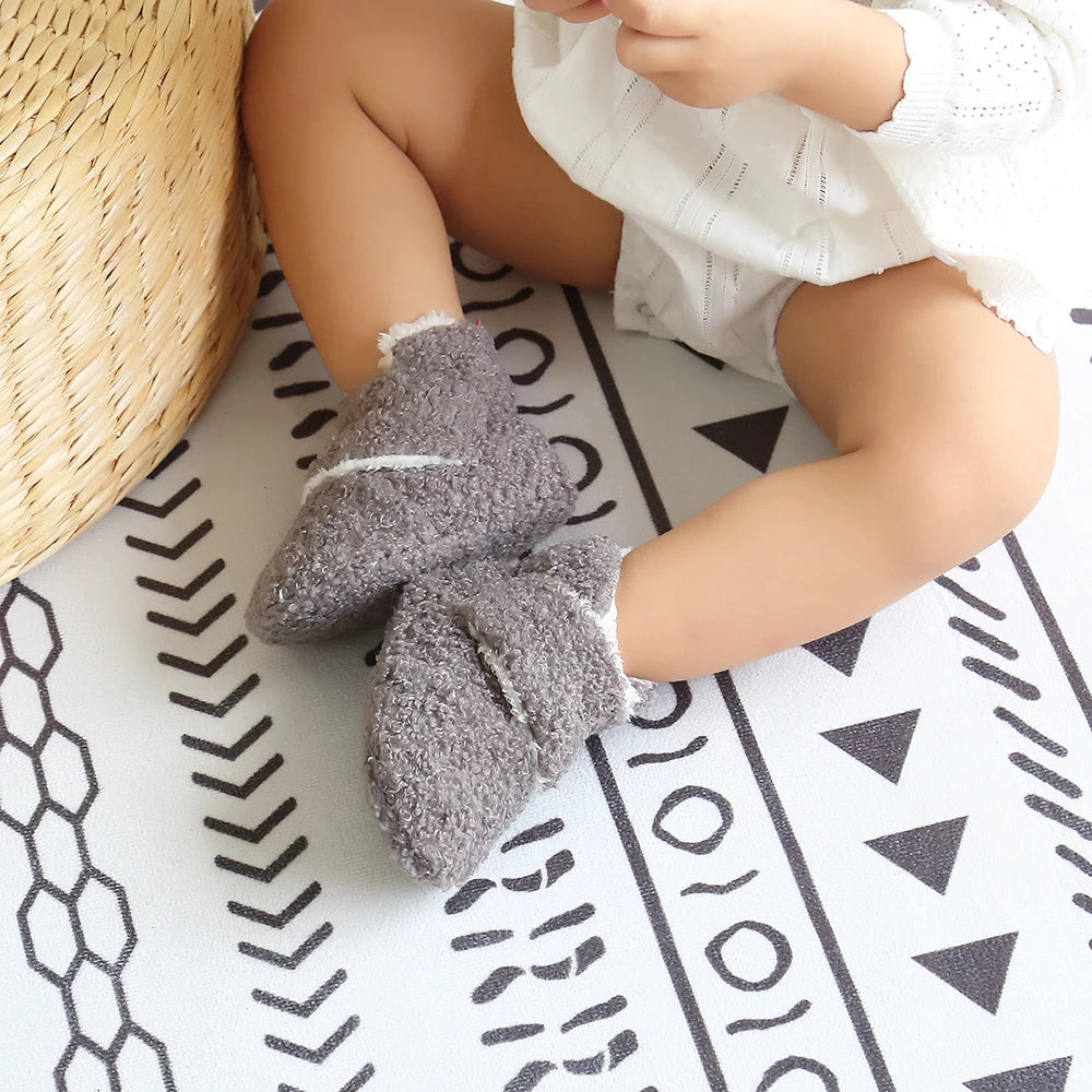 Infant Baby Boy Girl Cozy Fleece Bootie Newborn Stay On Slipper Winter Warm Gripper Non-Slip Crib Shoes
