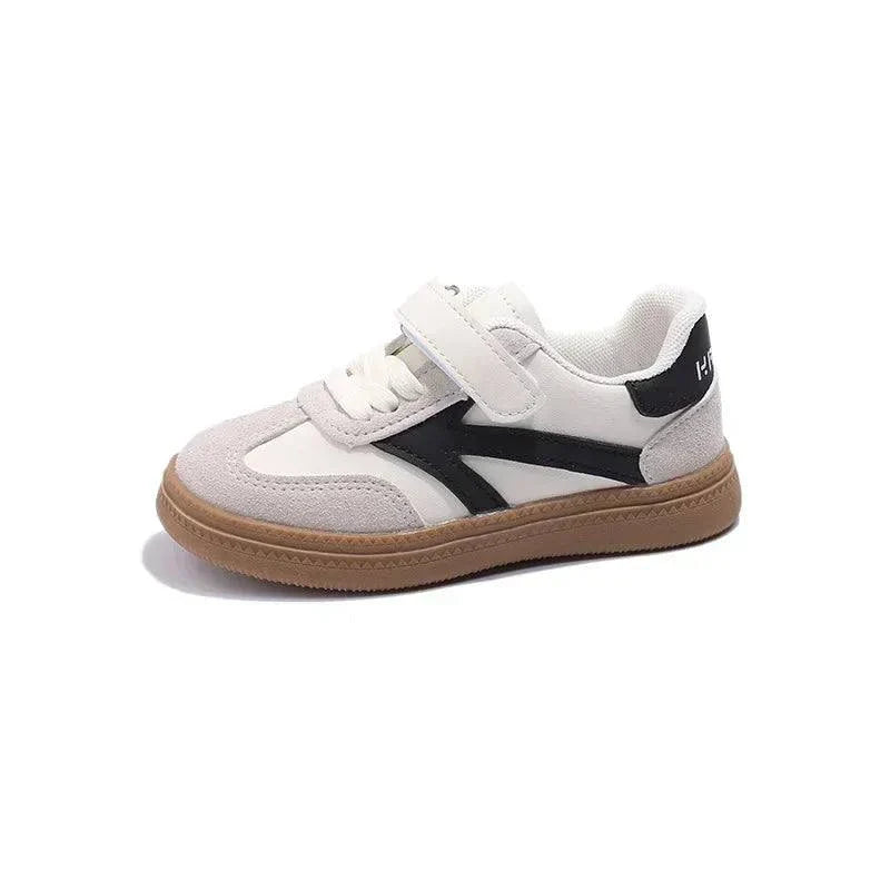 All-day comfort unisex kids' sneaker with PU leather and anti-slip rubber sole.