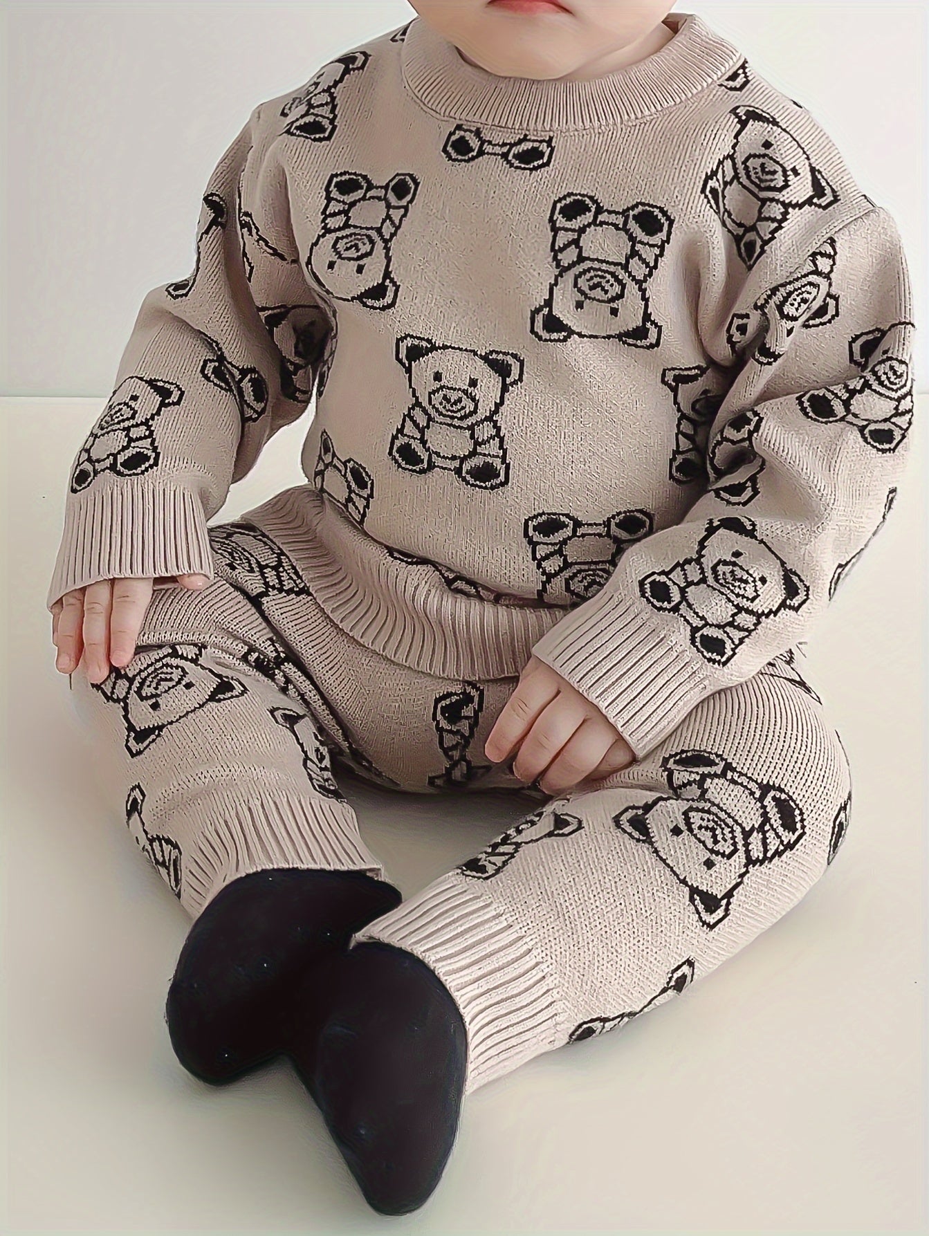 Adorable Bear Jacquard Knit Sweater & Warm Pants Set for Baby Boys - Cozy, Stretchy Fabric, Perfect for Fall/Winter, Perfect for Outdoor