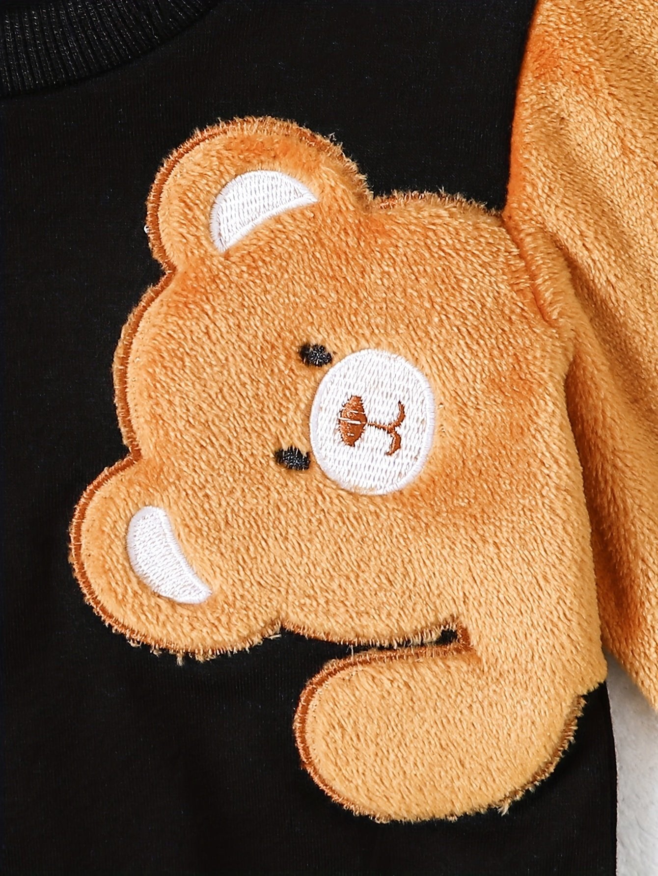 Cozy Embroidered Bear Sweatshirt & Joggers Set for Kids - BabyHaven
