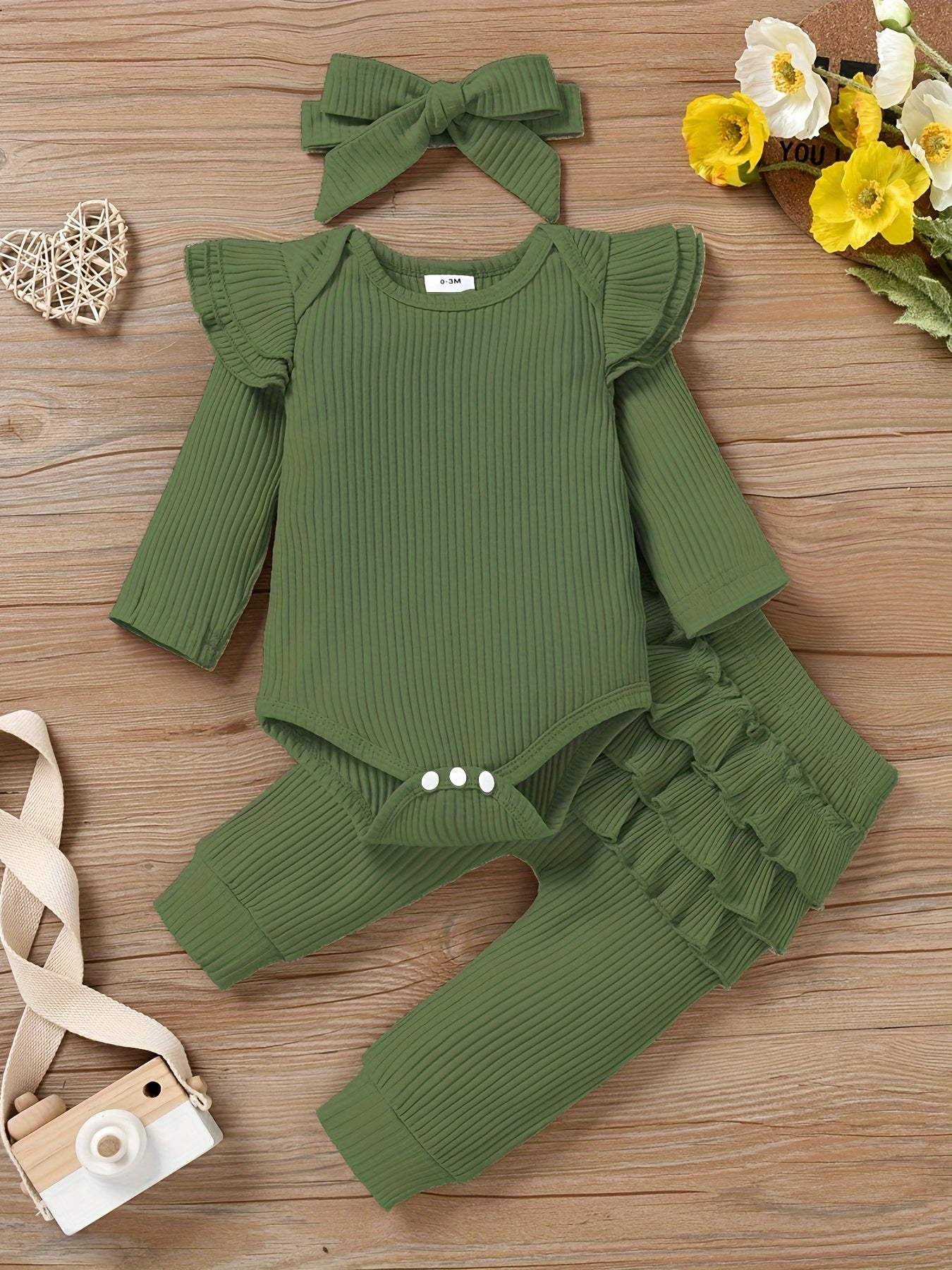 Charming Trio 3-piece outfit set with headband for girls, featuring a green long-sleeve top, matching pants, and a coordinating headband.