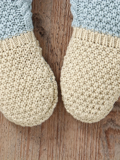 Soft Baby Set With Cozy Knit Design For Winter Warmth