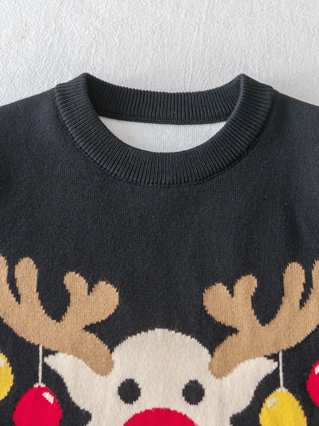 Boys and girls Christmas reindeer pattern sweater knitted pullover suitable for Christmas parties in spring, autumn, and winter