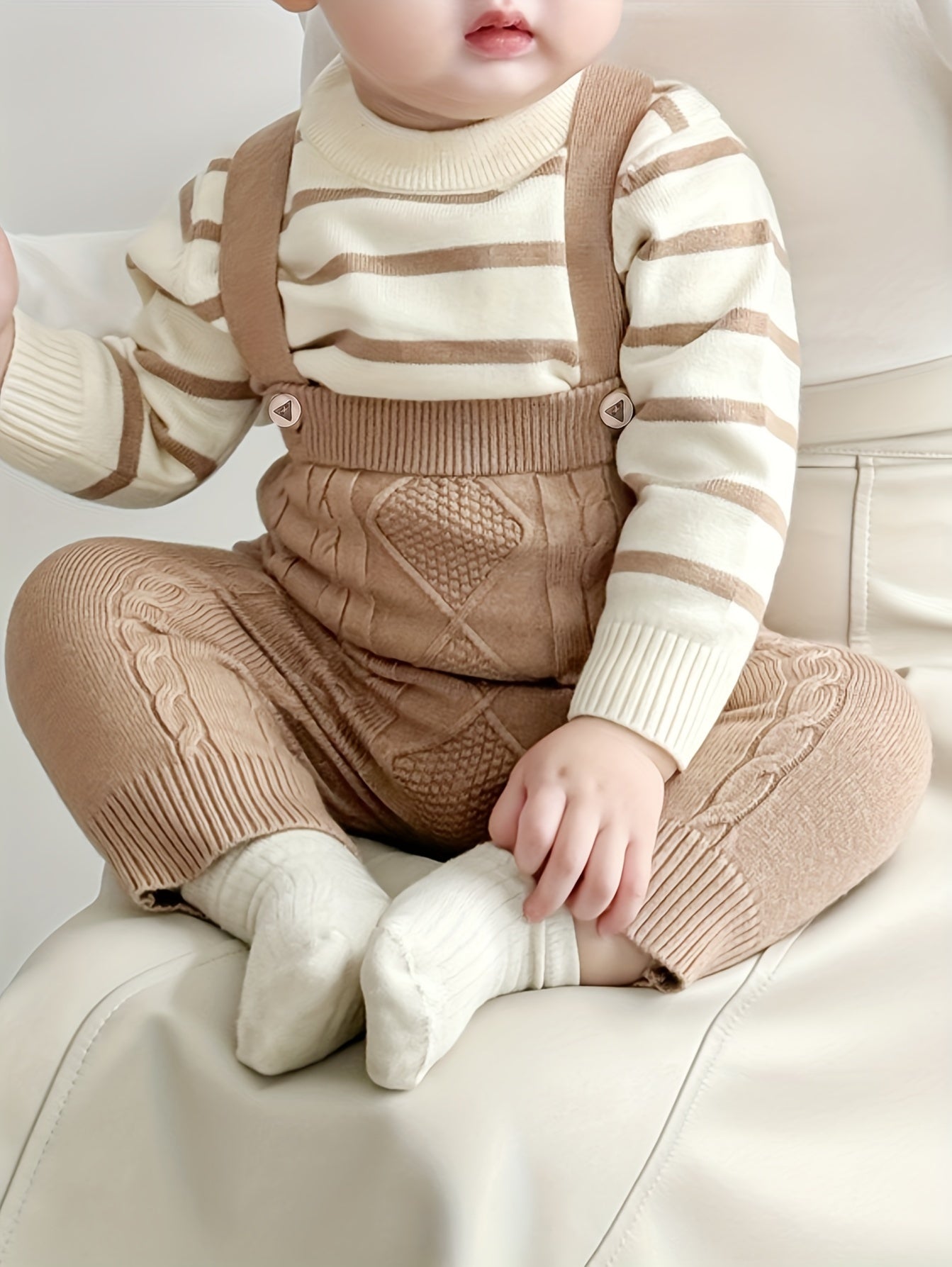 Effortlessly Stylish 3-Piece Set With Overall And Beret