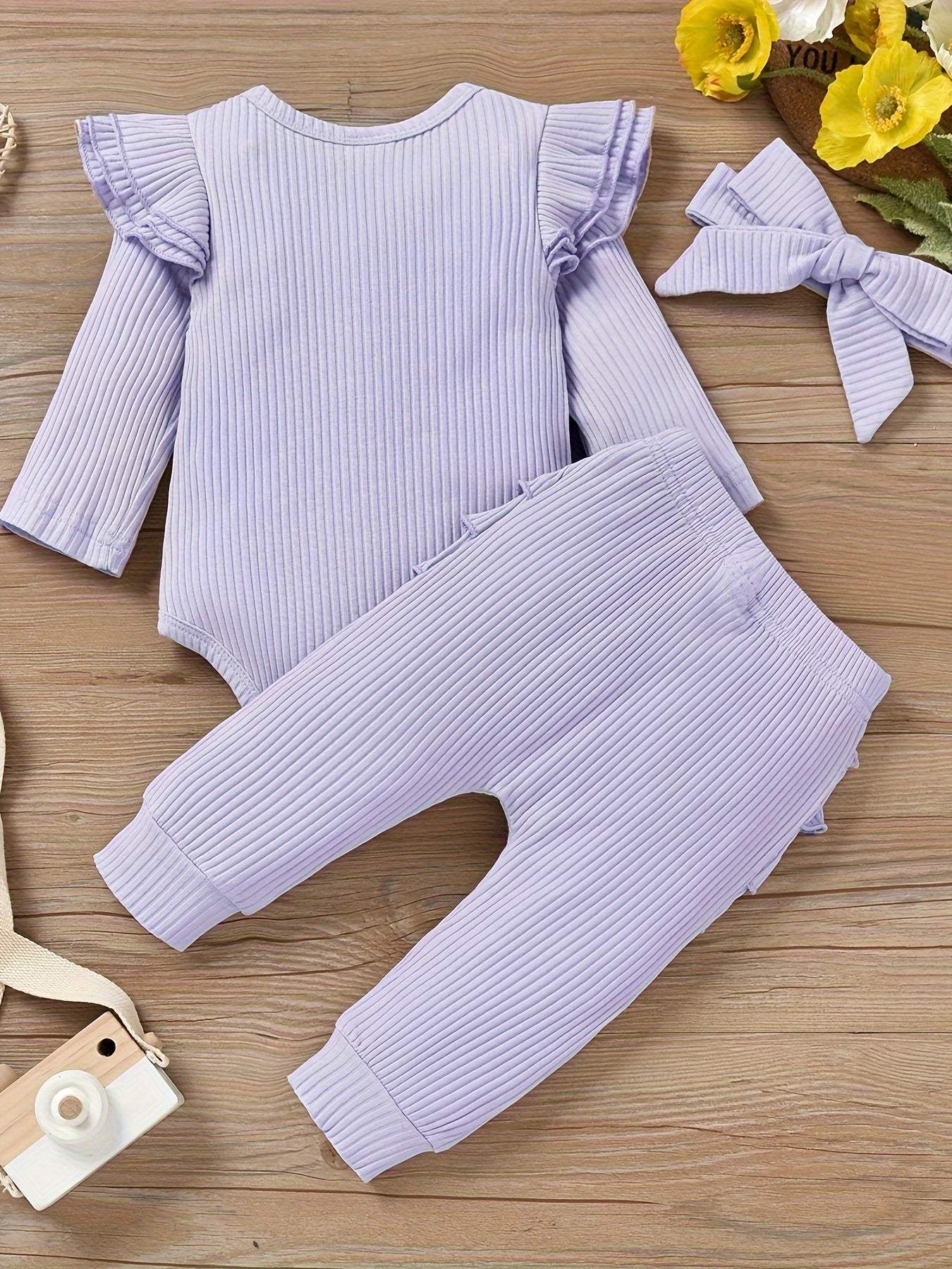 Charming trio 3-piece outfit set with headband for girls, featuring ruffled long-sleeve top and matching pants in soft lilac.