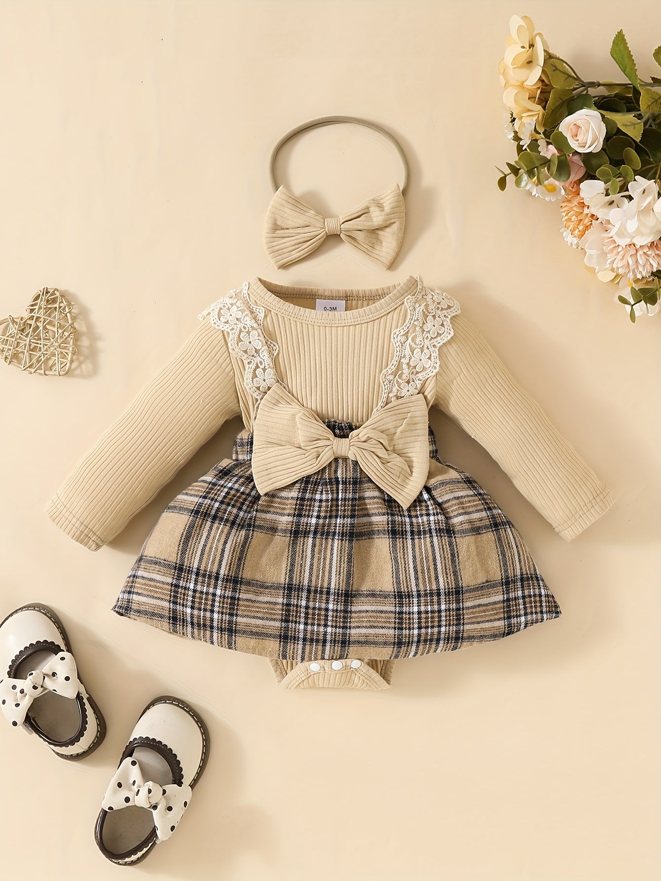 Chic Girls' Plaid Dress With Bow & Lace Detail For Autumn